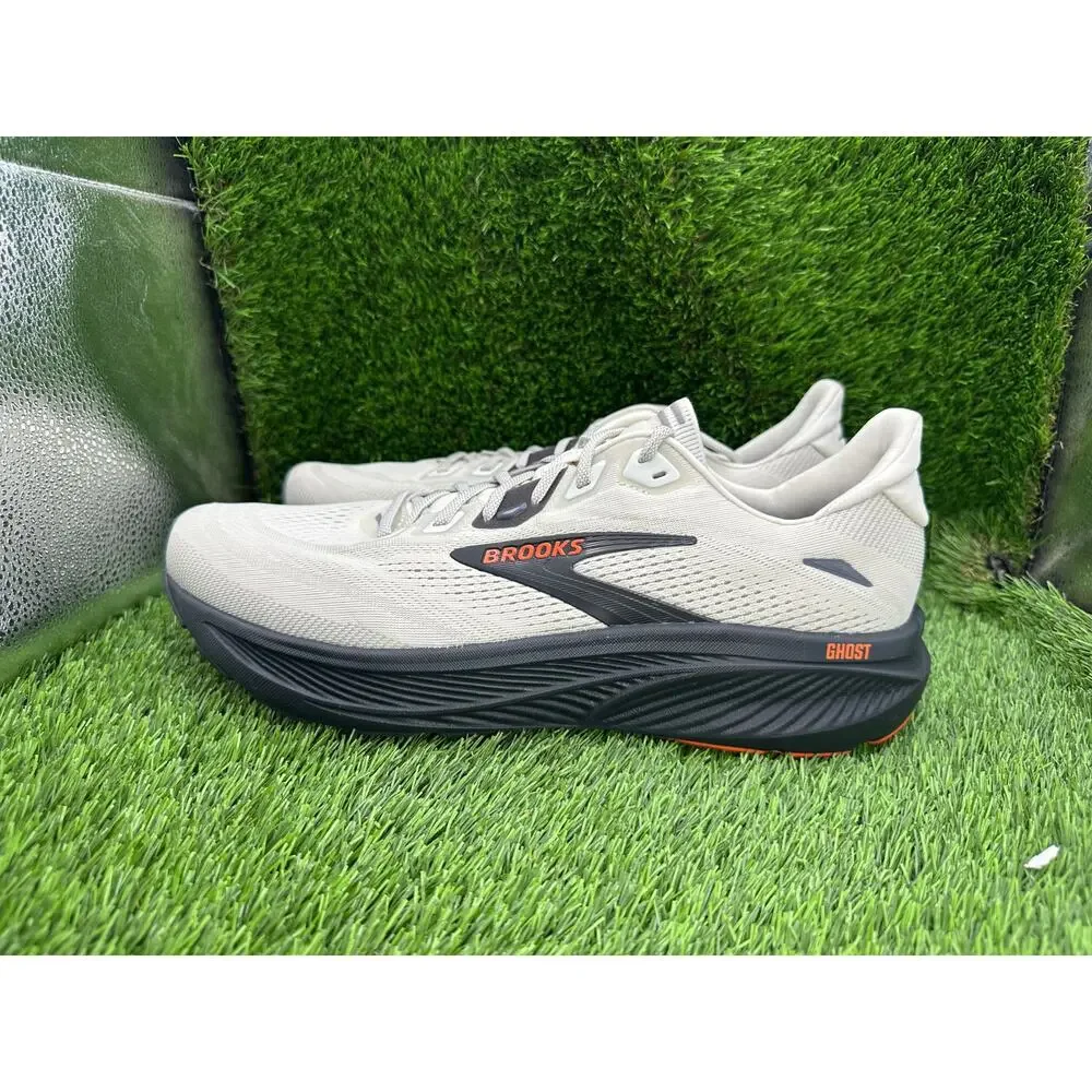 Brooks Ghost 18 1104931D292 Athletic Sneaker Men's 12.5D Beige Knit Gym Jogging